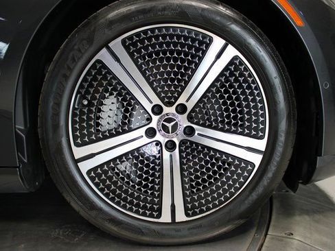 Used 2023 Mercedes-Benz EQS 450+ Sedan image 37