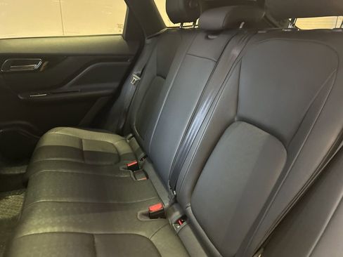 Used 2020 Jaguar F-PACE Premium AWD/4WD image 16