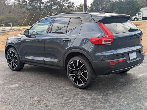 New 2026 Volvo XC40 B5 Ultra w/ Protection Package Premier image 4
