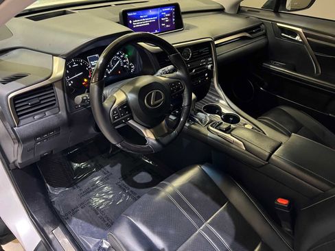 Used 2019 Lexus RX 350L Luxury image 2