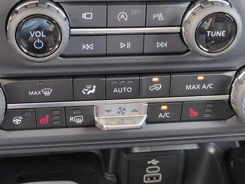 New 2026 Ford Bronco Raptor w/ Interior Carbon Fiber Pack AWD/4WD image 24