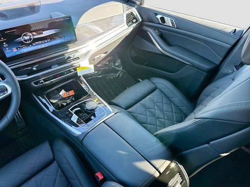 New 2026 BMW X5 sDrive40i w/ M Sport Package image 18