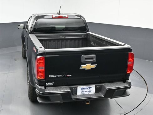 Used 2019 Chevrolet Colorado W/T w/ Custom Special Edition AWD/4WD image 25