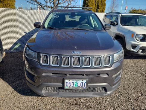 Used 2019 Jeep Compass Sport image 5