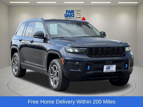 Used 2023 Jeep Grand Cherokee Trailhawk AWD/4WD image 1