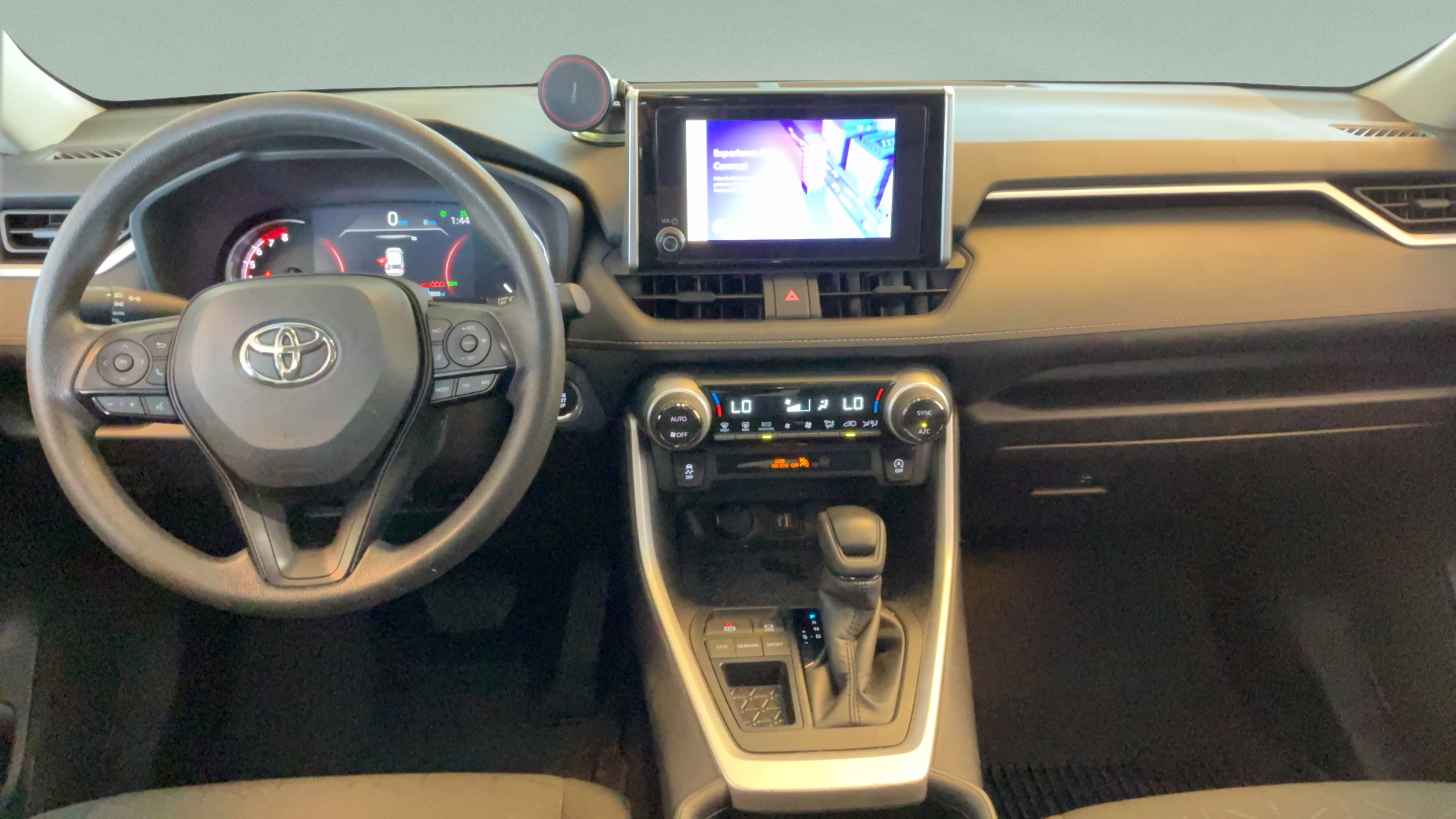 Certified 2024 Toyota RAV4 XLE FWD image 25