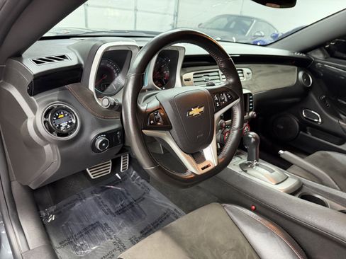Used 2013 Chevrolet Camaro ZL1 image 17