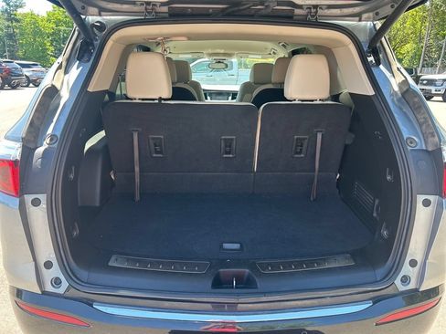 Used 2023 Buick Enclave Essence w/ Trailering Package, 5000 lbs. AWD/4WD image 15