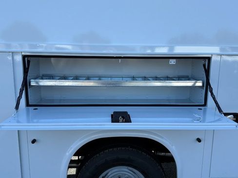 New 2026 Ford E-350 and Econoline 350 Super Duty w/ Power Equipment Group image 12