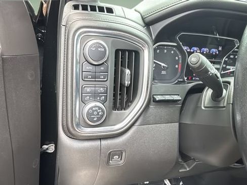 Used 2020 GMC Sierra 1500 Denali w/ Denali Ultimate Package AWD/4WD image 24