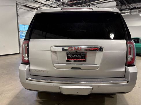 Used 2018 GMC Yukon Denali AWD/4WD image 4