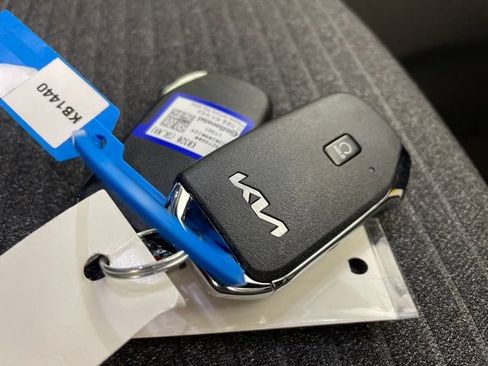 Used 2023 Kia Soul EX FWD image 40