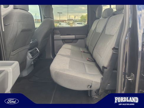 Used 2021 Ford F150 XLT w/ Equipment Group 302A High RWD image 17