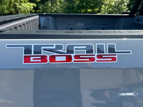Used 2024 Chevrolet Silverado 1500 Custom Trail Boss w/ LPO, Dark Essentials Package AWD/4WD image 19