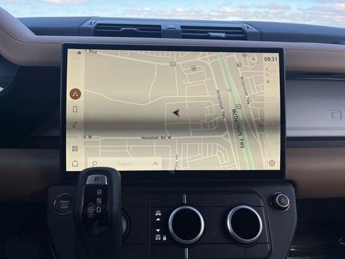 New 2026 Land Rover Defender 130 X-Dynamic SE AWD/4WD image 20