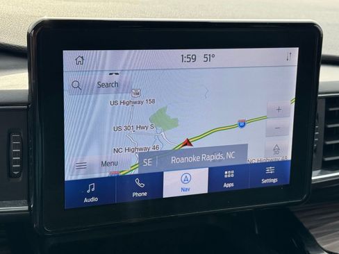 Used 2023 Ford Explorer Limited image 13