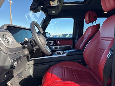 Used 2024 Mercedes-Benz G 550 image 5