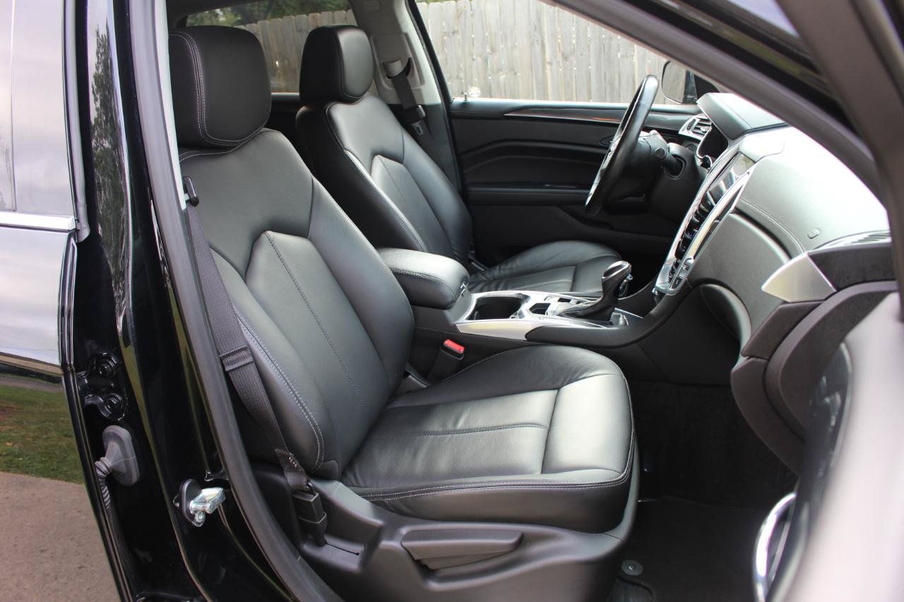 Used 2015 Cadillac SRX FWD image 37