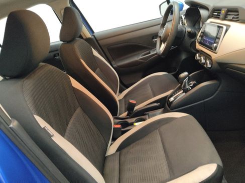 Used 2021 Nissan Versa SV image 21