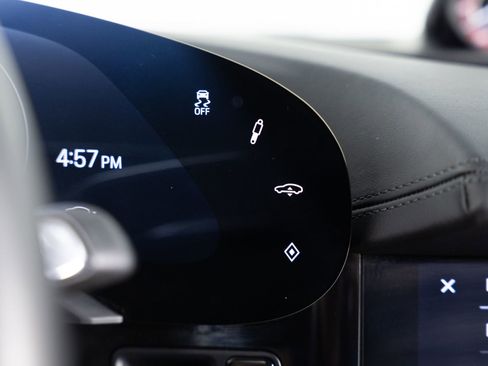 Used 2022 Porsche Taycan 4S image 38