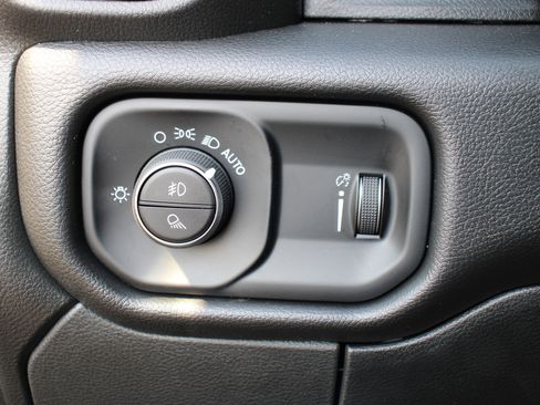 Used 2025 RAM 2500 Tradesman image 9