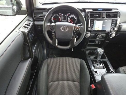 Used 2020 Toyota 4Runner TRD Off-Road image 4