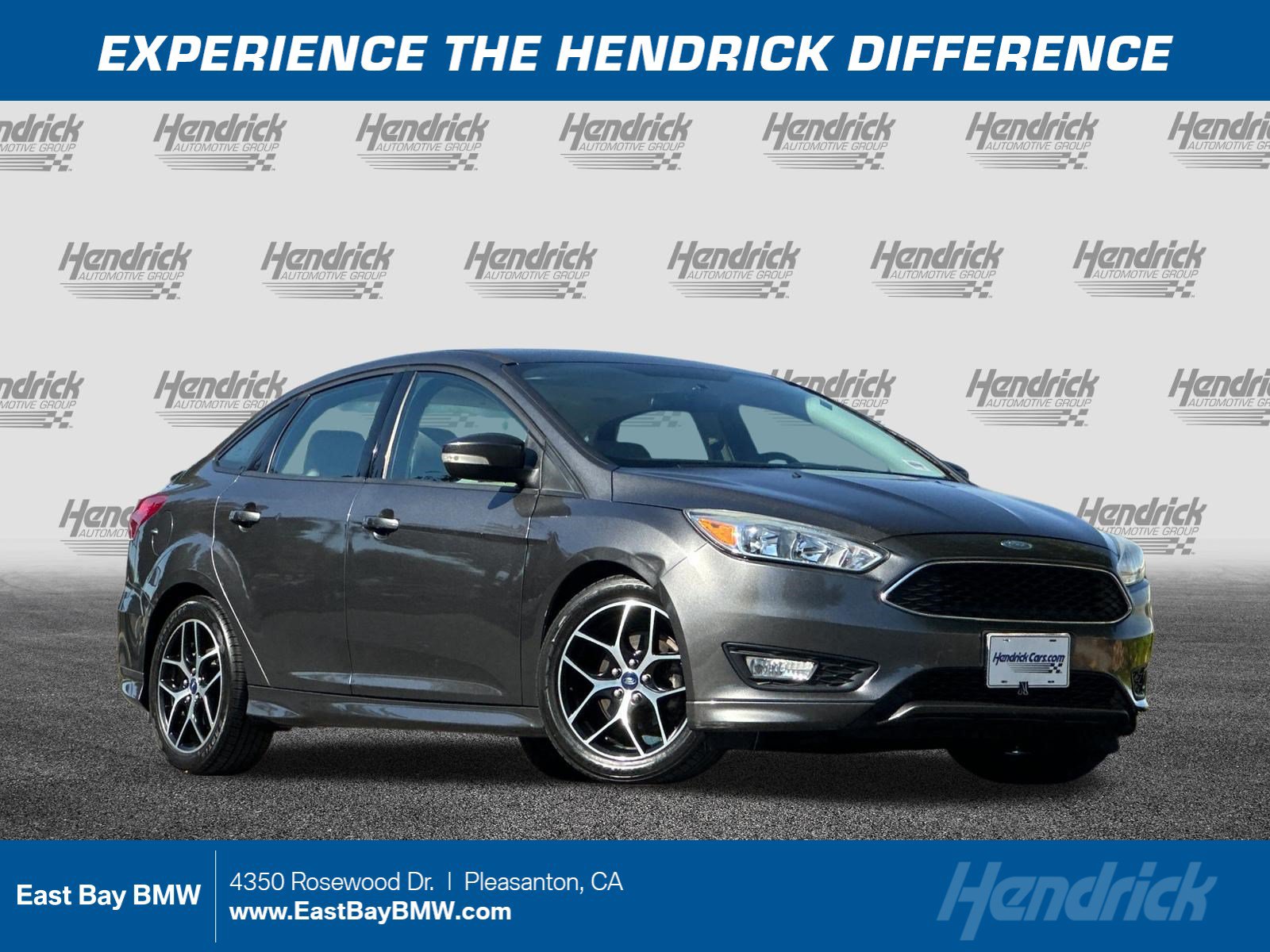 Used 2015 Ford Focus SE w/ SE Sport Package FWD image 1