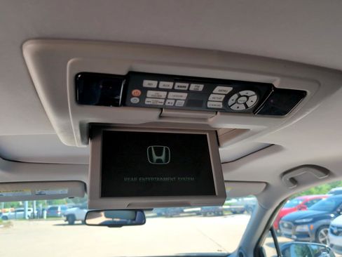 Used 2016 Honda Pilot Elite image 11