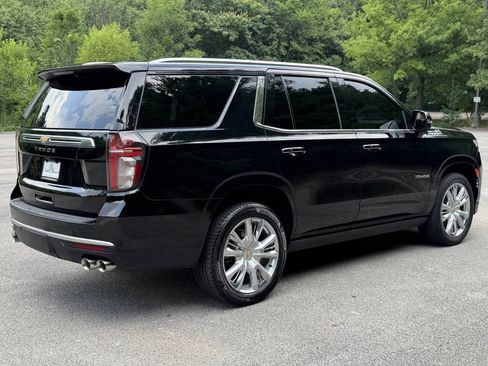Used 2022 Chevrolet Tahoe High Country w/ Premium Package 2 AWD/4WD image 6