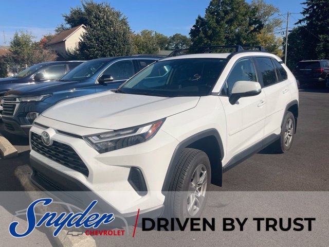 Used 2024 Toyota RAV4 XLE w/ Convenience Package AWD/4WD image 1