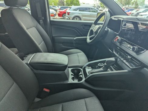 Used 2024 Chevrolet Colorado Trail Boss w/ Technology Package image 12