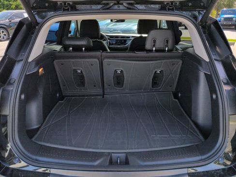 Used 2023 Buick Encore GX Essence w/ Experience Buick Package FWD image 15