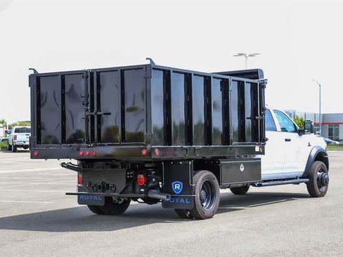 New 2023 RAM 5500 Tradesman image 4