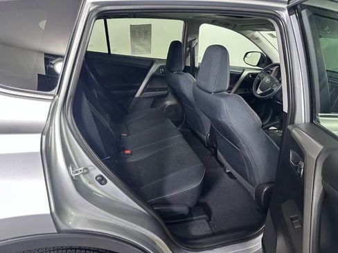 Used 2016 Toyota RAV4 XLE AWD/4WD image 11