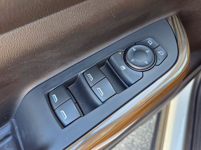 Used 2021 GMC Acadia SLE w/ Driver Convenience Package FWD image 30