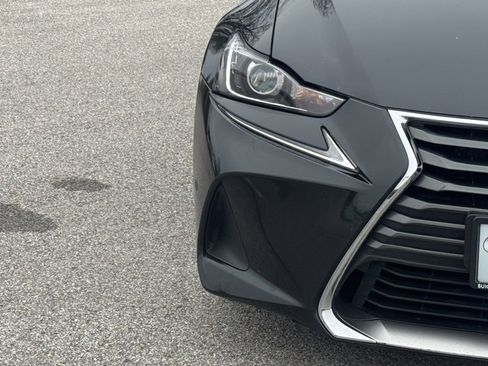 Used 2017 Lexus IS 300 AWD w/ Premium Package image 7