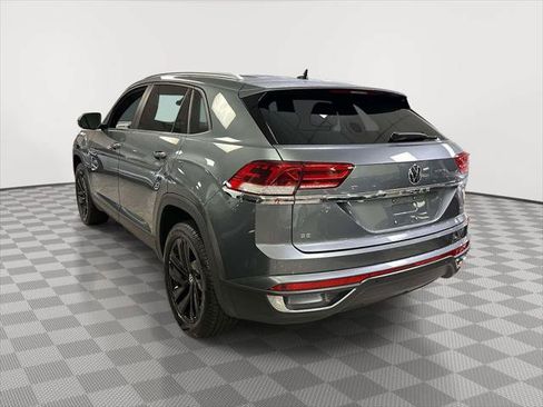 Used 2023 Volkswagen Atlas Cross Sport SE w/ Black Wheel Package AWD/4WD image 4