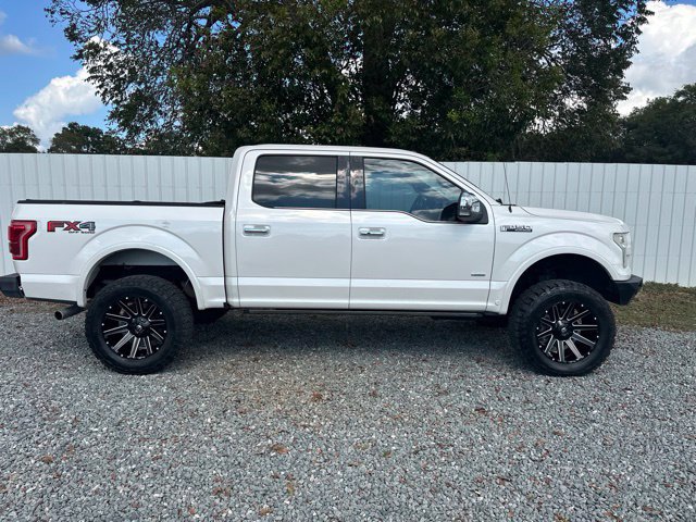Used 2017 Ford F150 Platinum w/ Equipment Group 701A Luxury AWD/4WD image 6