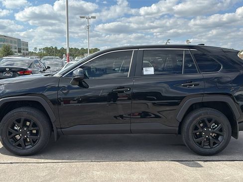 New 2025 Toyota RAV4 LE image 4