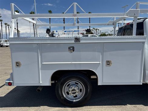 New 2025 Ford F350 XL w/ XL Chrome Package image 20