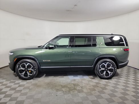 Used 2024 Rivian R1S Adventure AWD/4WD image 2