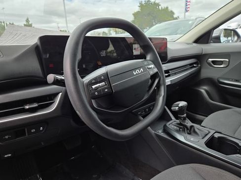 Certified 2025 Kia K4 FWD image 13