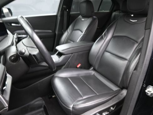 Used 2024 Cadillac XT4 Premium Luxury FWD image 19
