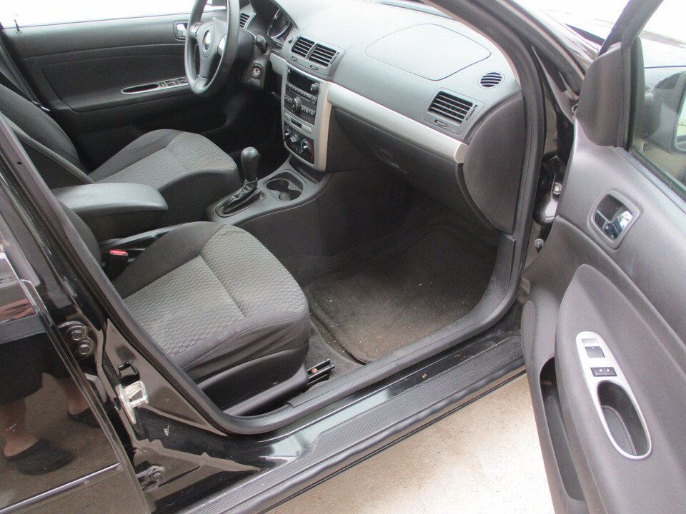 Used 2010 Chevrolet Cobalt LT w/ Preferred Equipment Group FWD image 19