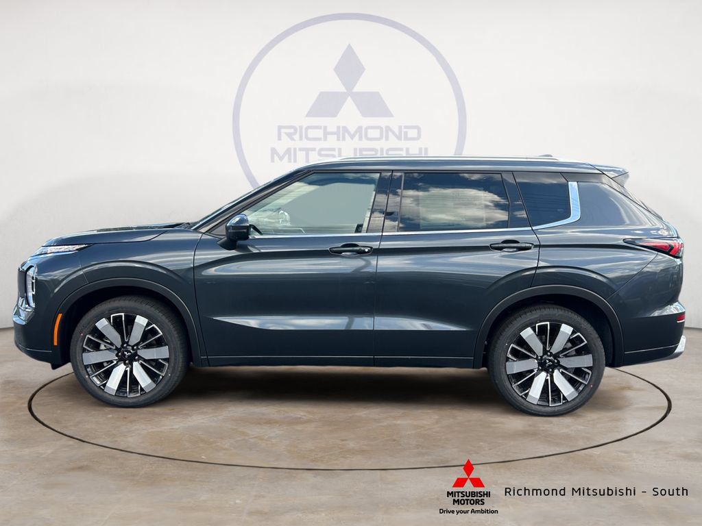New 2026 Mitsubishi Outlander SEL FWD image 6