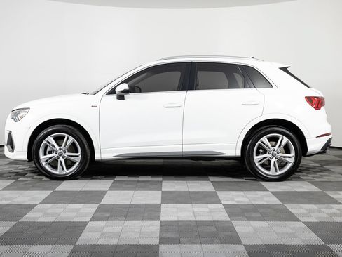 Used 2021 Audi Q3 2.0T Premium Plus w/ Premium Plus Package AWD/4WD image 3