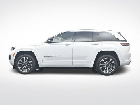 Used 2023 Jeep Grand Cherokee Overland image 39