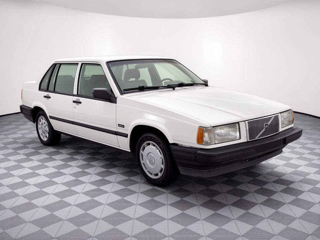 Used 1994 Volvo 940 Sedan RWD image 7