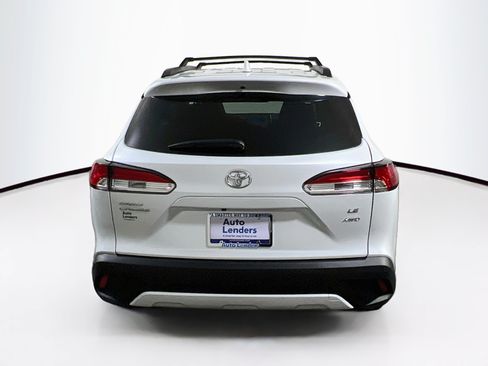 Used 2024 Toyota Corolla Cross LE w/ Moonroof Package AWD/4WD image 6