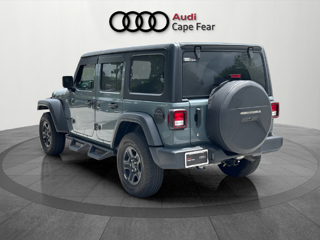 Used 2024 Jeep Wrangler Unlimited Sport AWD/4WD image 3